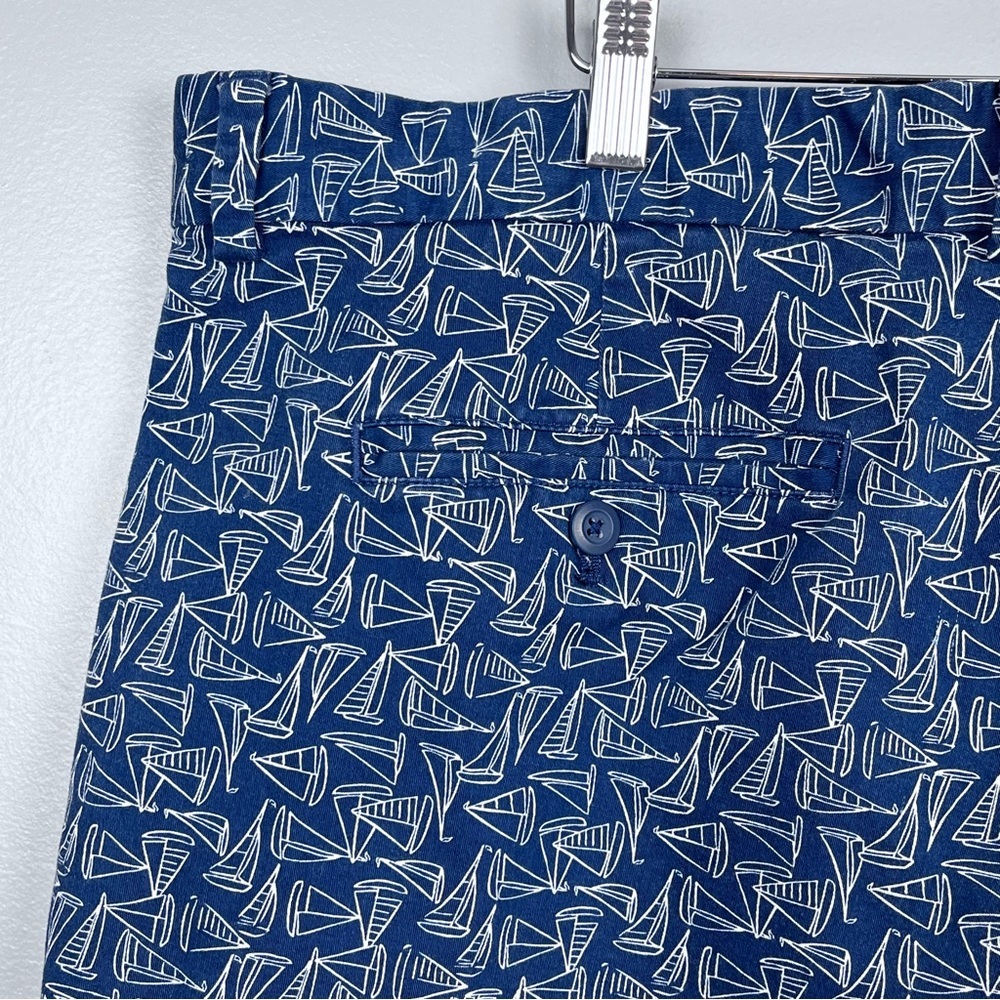 Vineyard Vines Men's Cotton All Over Saliboat Print Chino Shorts Size 42; Preppy - Picture 4 of 10